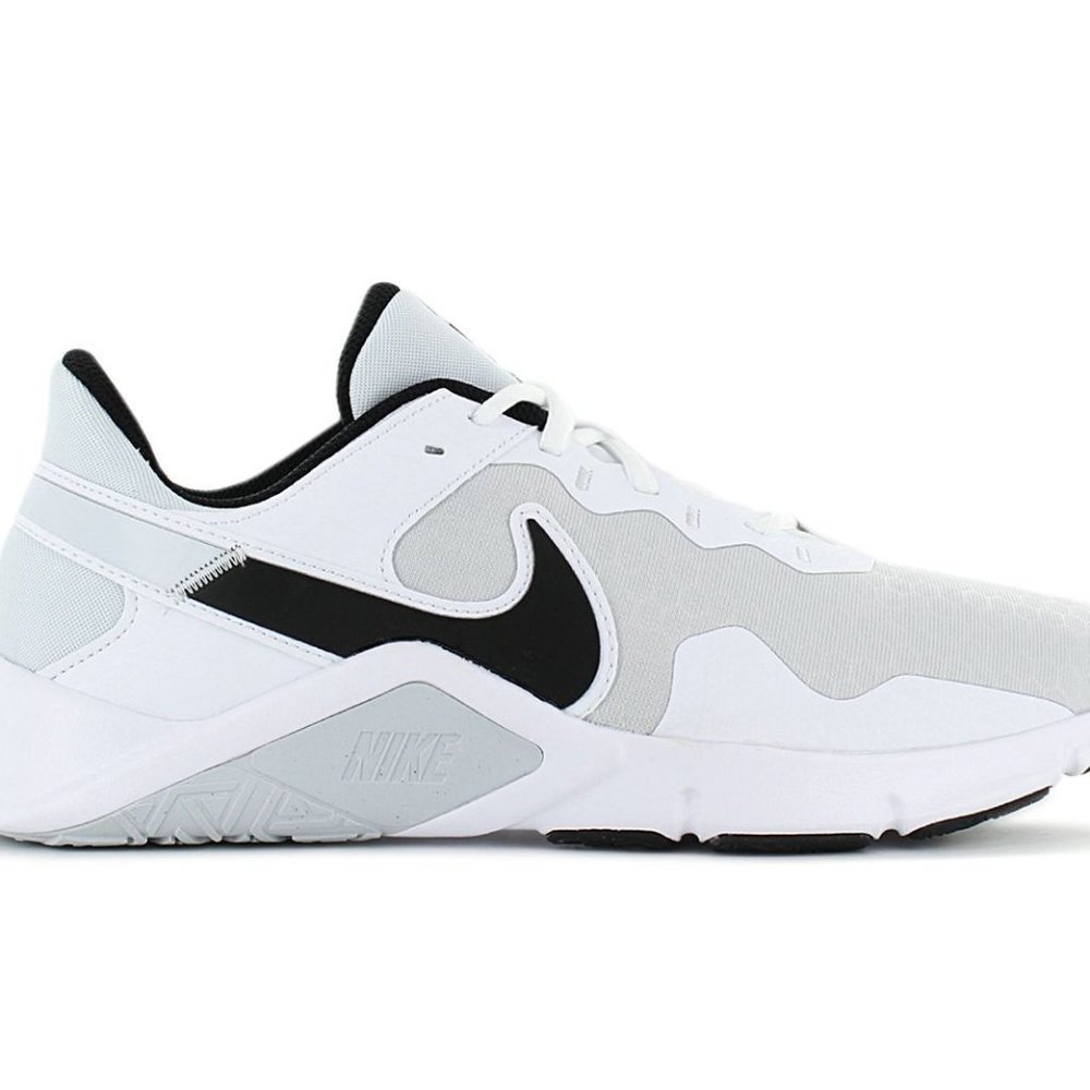 CQ9356 002 Nike Legend Essential 2 Size 13/Size 9.5 Mens US New!